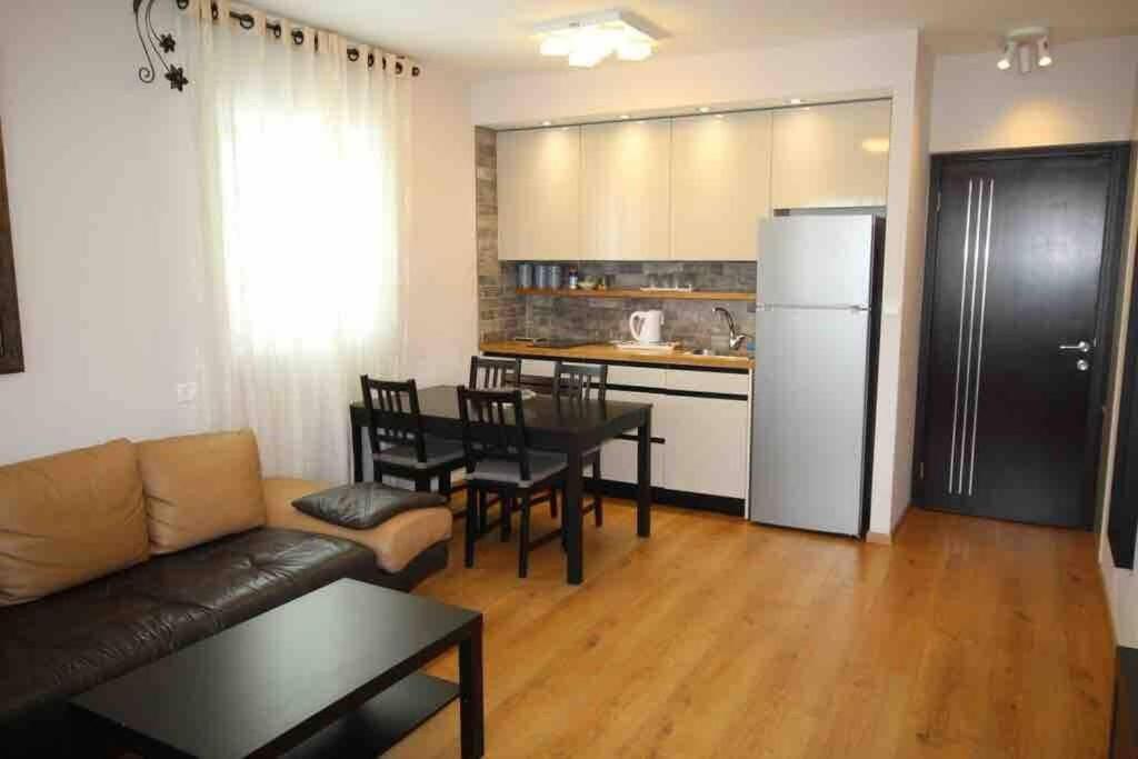 Royal Apartments , Blvd Nitza 8 Netanja Zewnętrze zdjęcie