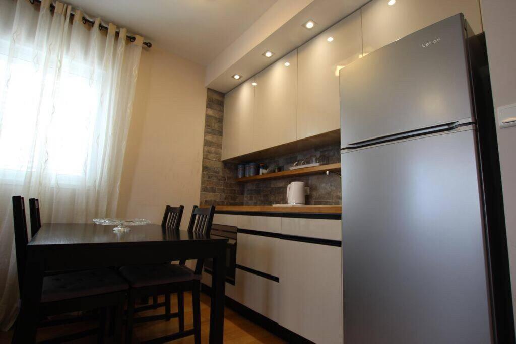 Royal Apartments , Blvd Nitza 8 Netanja Zewnętrze zdjęcie
